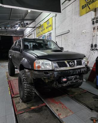 Navara d22 super accessoriata