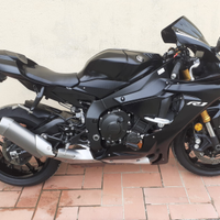 Yamaha R1 2017 finanziabile permutabile