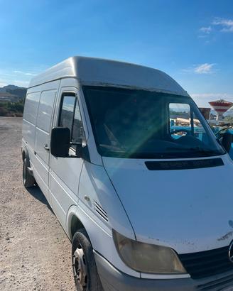 Mercedes sprinter 413