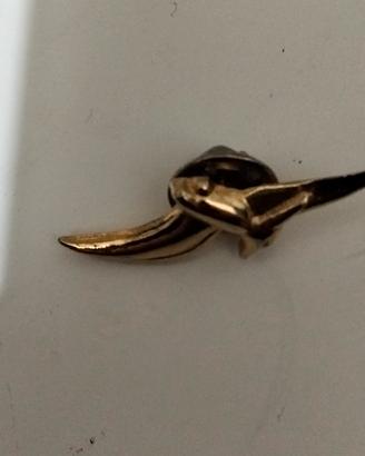 Spille Vintage – Design Scultoreo Astratto