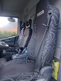 iveco eurocargo con sponda