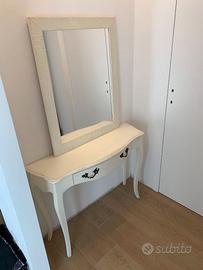 console con specchio