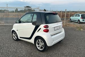 Smart ForTwo 1000 52 kW MHD coupé pure