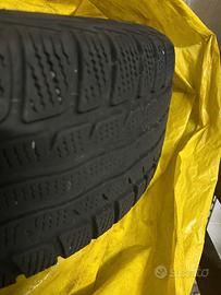 Cerchi in ferro 16" con gomme M+S