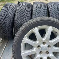 Cerchi originali e gomme 4 stagioni Freelander