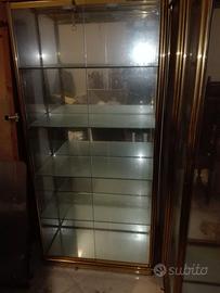 collezionismo Vetrine in ottone a più ripiani