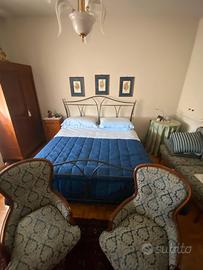 Letto + poltroncine+divanetto+como