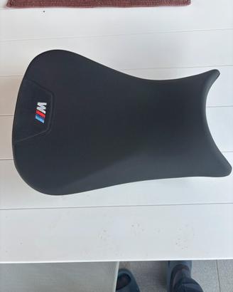 Sella bassa M per BMW S100R (K63) o M1000R (KM3)