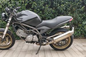 Cagiva Raptor 650 del 2002