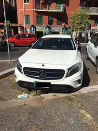 Mercedes Benz GLA200 D