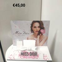 espositore Dior del profumo Miss Dior Rose n' Rose