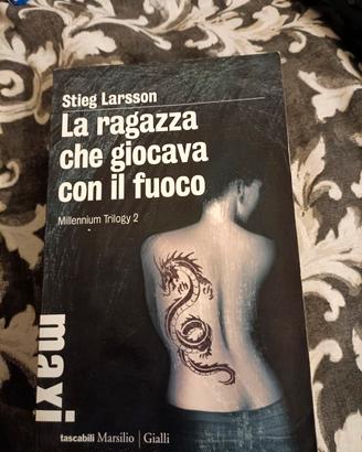 la ragazza che giocava con il fuoco 