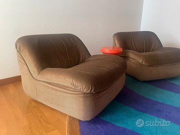Coppia poltrone design anni 60 70