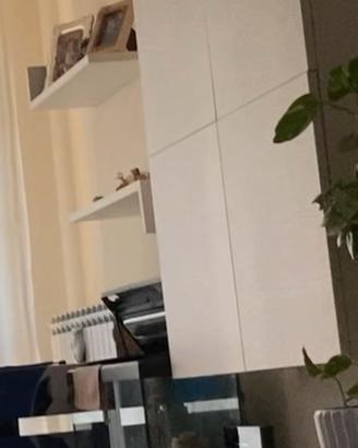 Parete attrezzata: cubotti e doppio cassettone