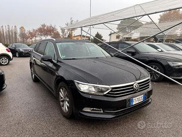 VOLKSWAGEN Passat 2.0 TDI Comfortline BlueMotion