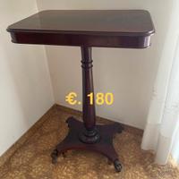 Tavolino stile vintage 