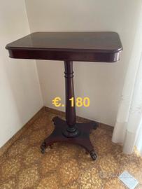 Tavolino stile vintage 