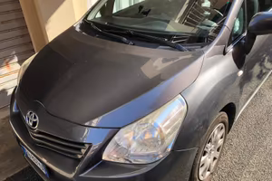 Toyota Verso 2.0 D-4D 126 CV