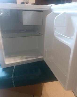 Frigo mini Severino + Microonde Samsung