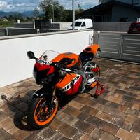 Honda cbr 1000 rr repsol