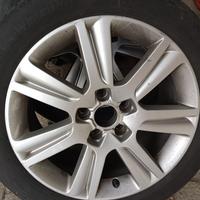 Gomme invernali con cerchioni