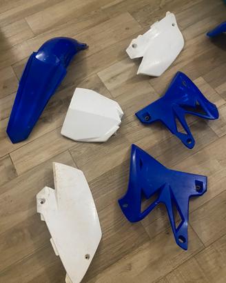 Plastiche yamaha  yz