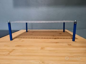 Mensolina in lamiera forata 25x33 cm