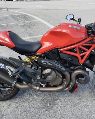 Ducati Monster 1200