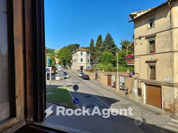 ENTRATA INDIPENDENTE, CENTRO STORICO