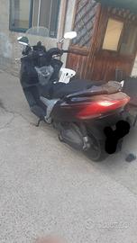 kymco myroad 700i anno 2012   €2000