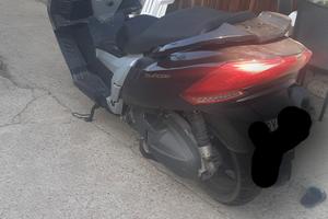 kymco myroad 700i anno 2012   €2000