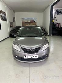 Lancia Ypsilon 1.2 69 CV 5 porte S&S Platinum