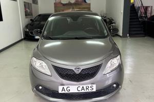Lancia Ypsilon 1.2 69 CV 5 porte S&S Platinum