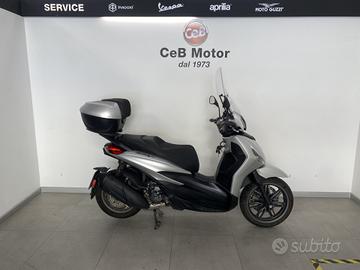PIAGGIO BEVERLY 300 HPE