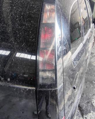 OPEL MERIVA 2006 STOP POSTERIORE SX/DX