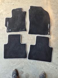 tappetini nuovi Corolla 2020