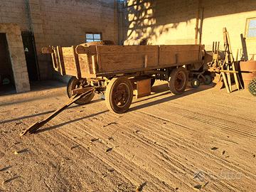 Carro agricolo in legno
