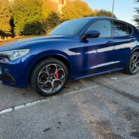 Alfa romeo stelvio 2,2 210cv veloce