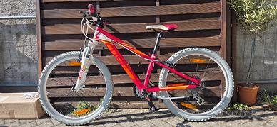 Mtb Cube Kid Race 240 24" pari al nuovo