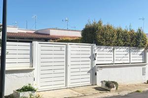 VILLA A SCHIERA A TAVIANO