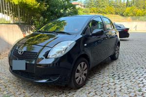 Toyota Yaris 1.0 Euro4  5p Neopatentati 82000 km