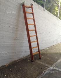 Scala a sfilo, 2 elementi, in legno, marca Facal.
