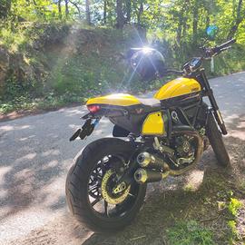 Ducati Scrambler Full Throttle 800 A2