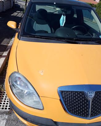 Lancia Ypsilon 1.2 Benzina MOMO
