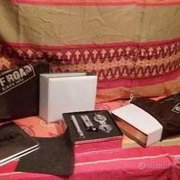 Lotto 2 set bussole con scatole