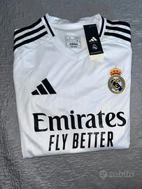 Real Madrid 2024/25 L con patch Champions nuova