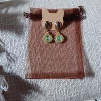 orecchini fatti a mano con rivoli e perline. nuovi