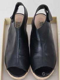 Scarpe nere numero 37