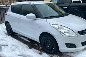 Suzuki Swift 4x4 neopatentati
