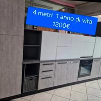 cucina moderna bicolore 